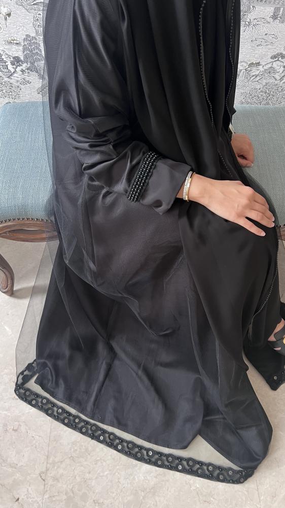 عباية رقم (١٨)