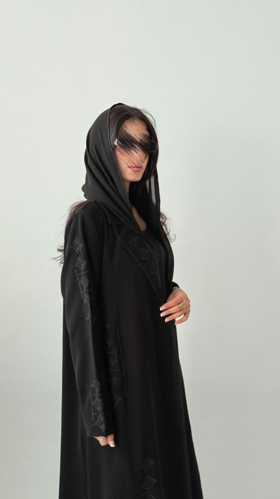 عبايه(١٣٧)