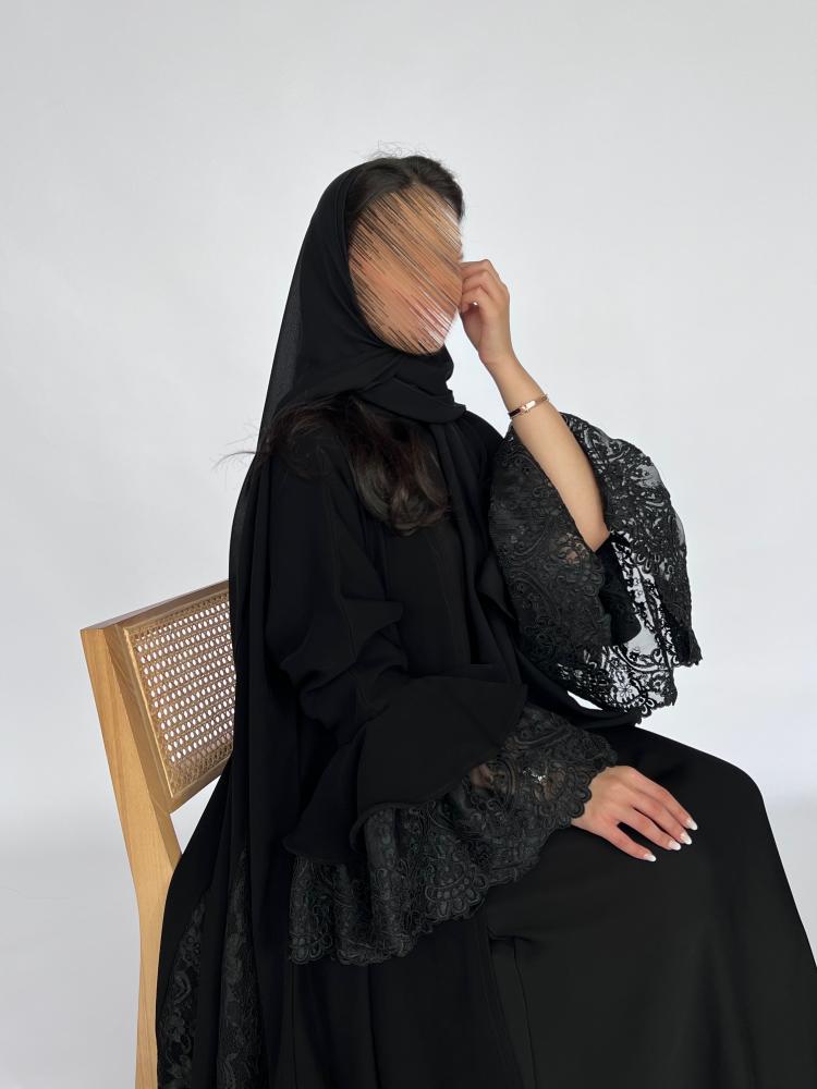 عباية"٨٤"