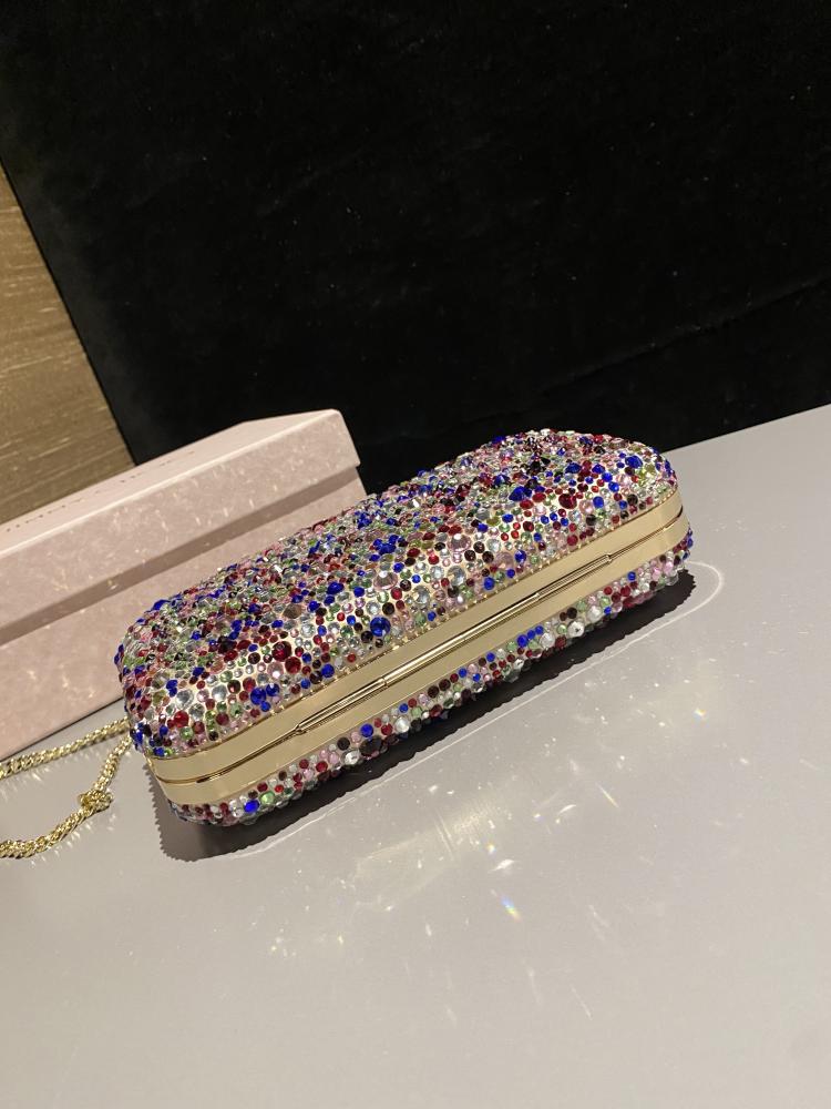 جيمي شو Cloud Clutch