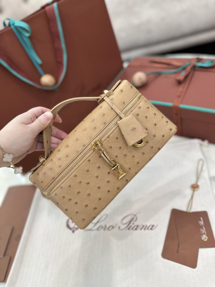 لورو بيانا Extra bag L23