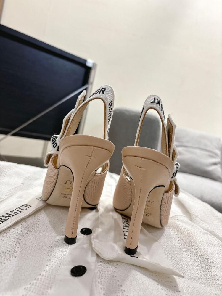 ديور Heel