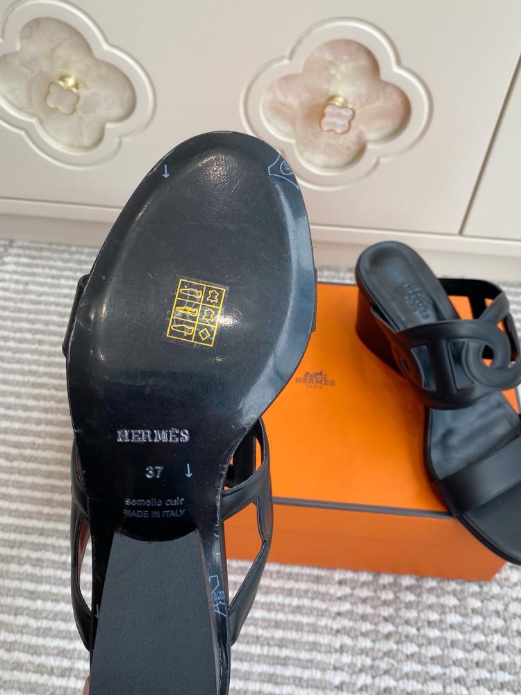 ايرميز Bikini sandal