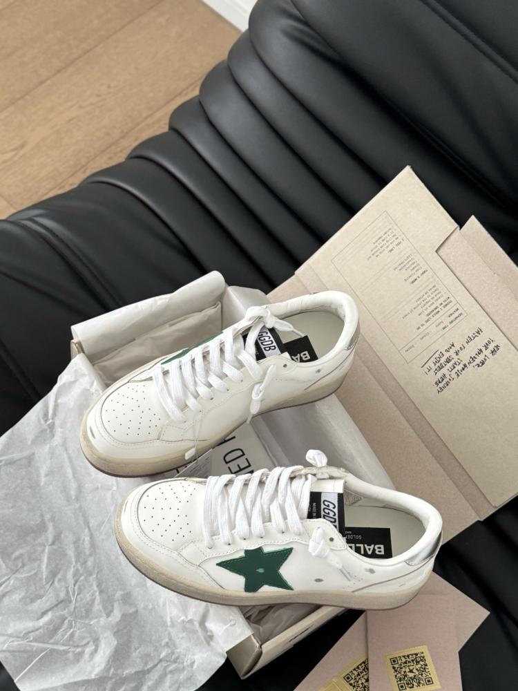 قولدن قوز Sneakers