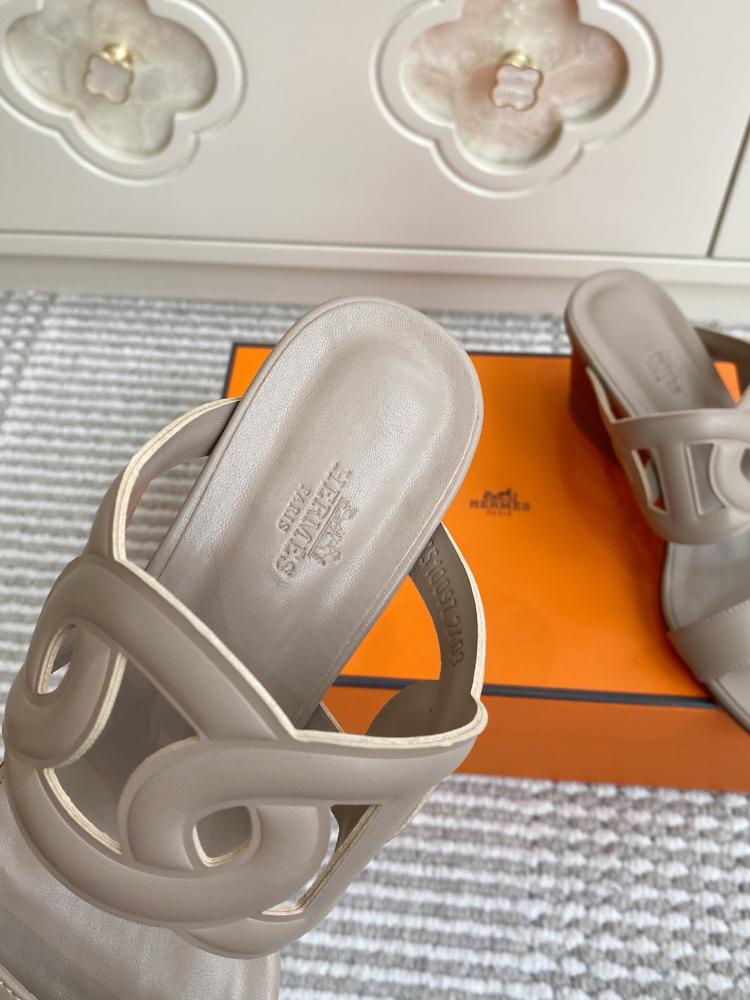 ايرميز Bikini sandal