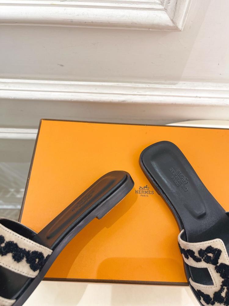 ايرميز Oran Sandals