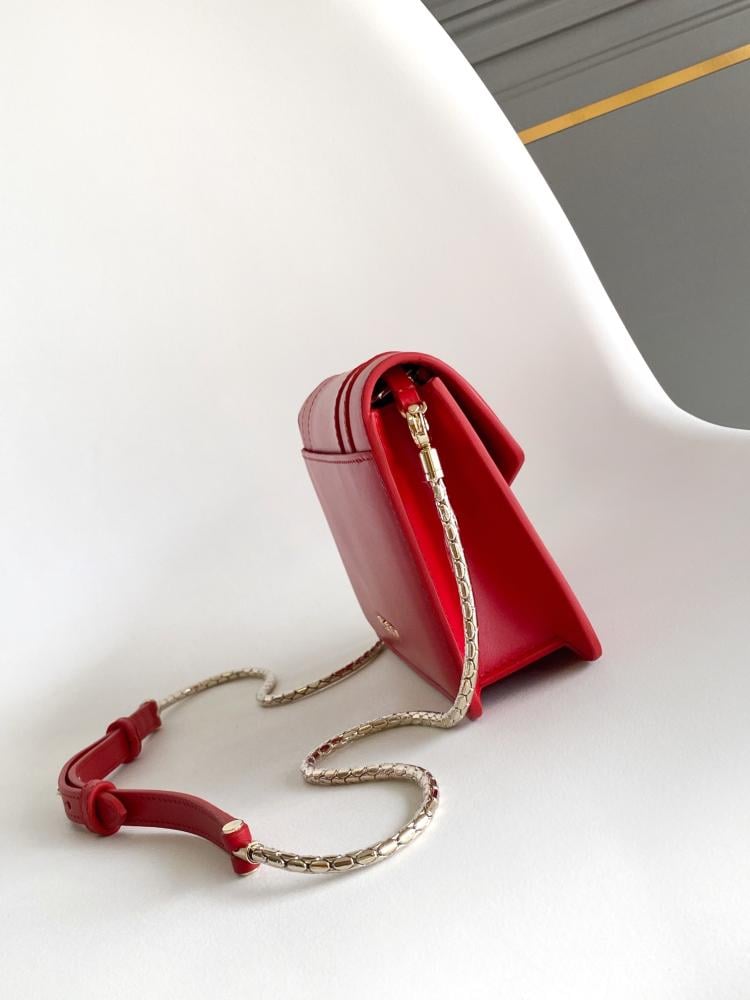 بولقري Serpenti Forever