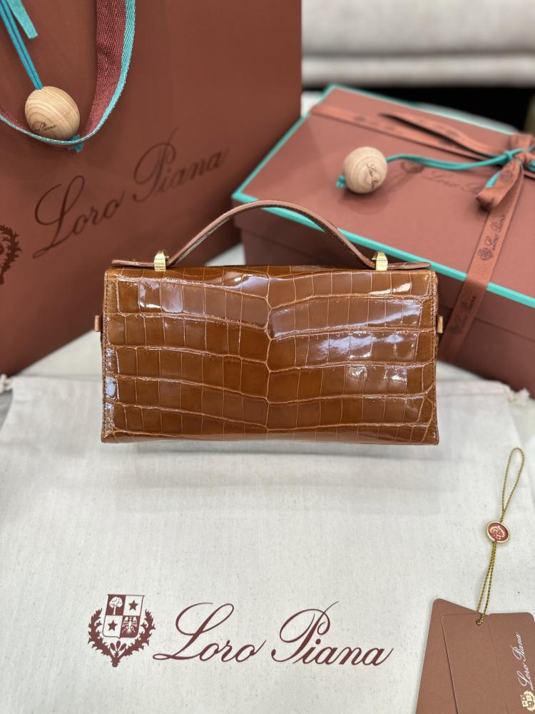 لورو بيانا Extra bag L23