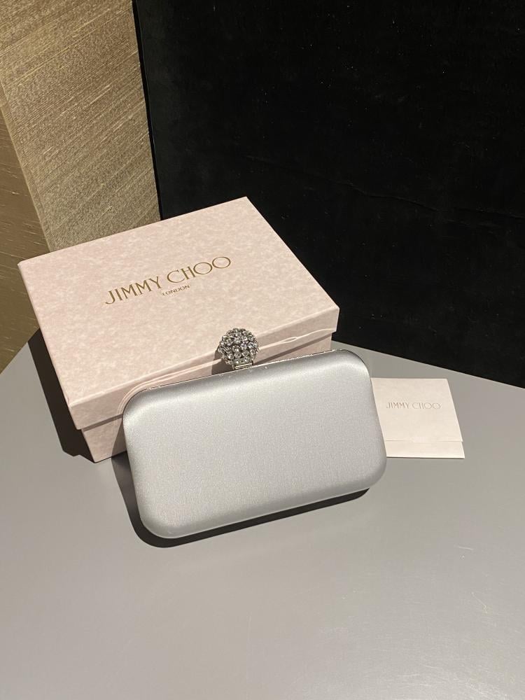 جيمي شو Cloud Clutch