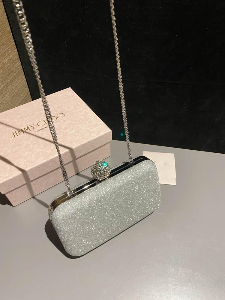 جيمي شو Cloud Clutch