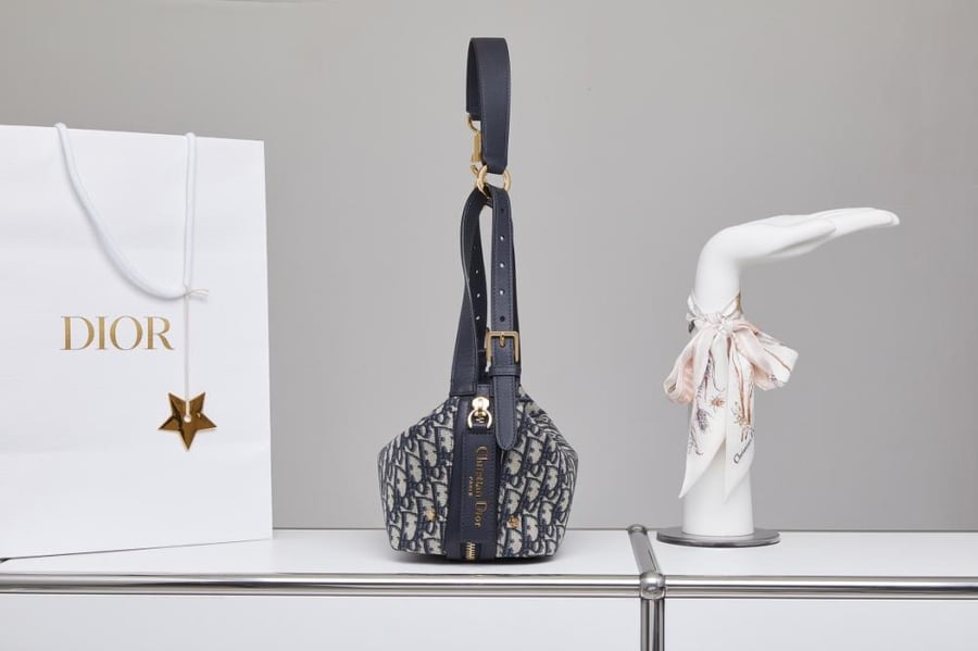 ديور  D-Journey Small