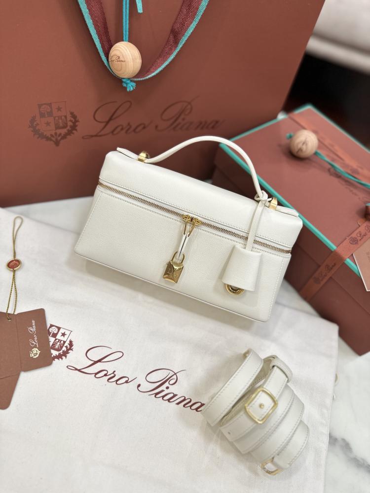لورو بيانا Extra bag L23