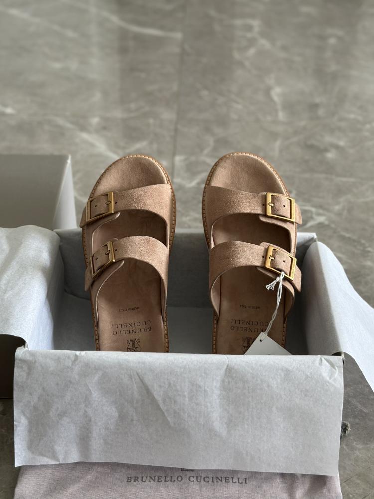 برونيلو كوتشينيلي  Slipper