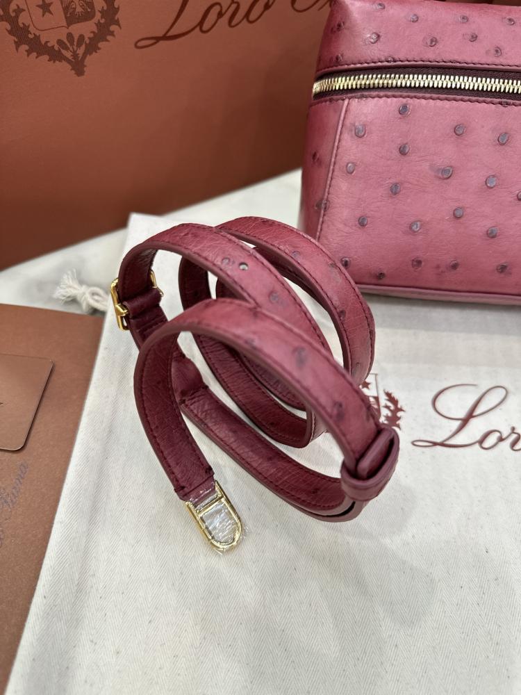 لورو بيانا Extra bag L23