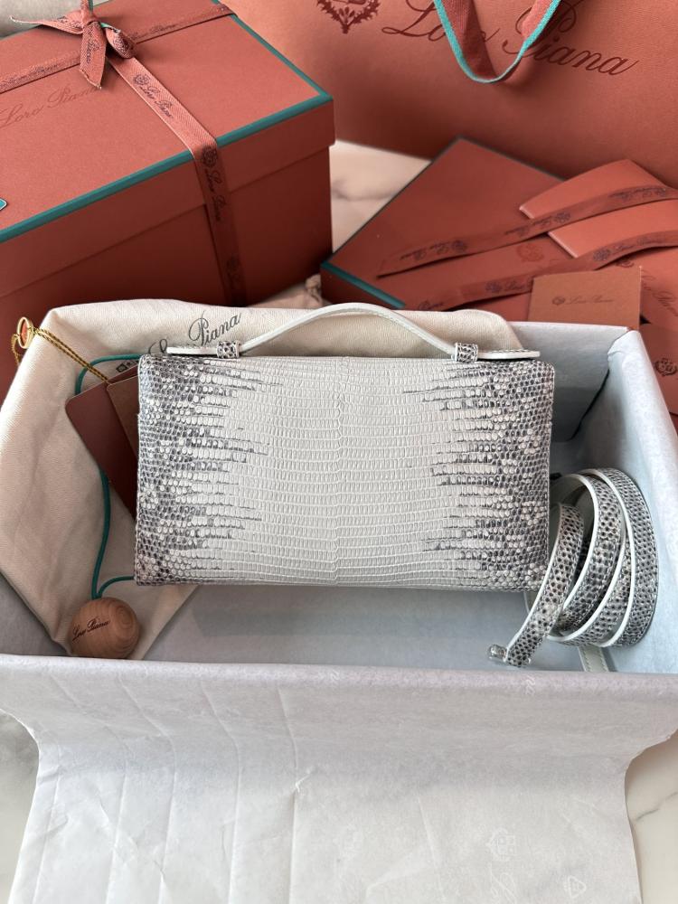 لورو بيانا Extra bag L19