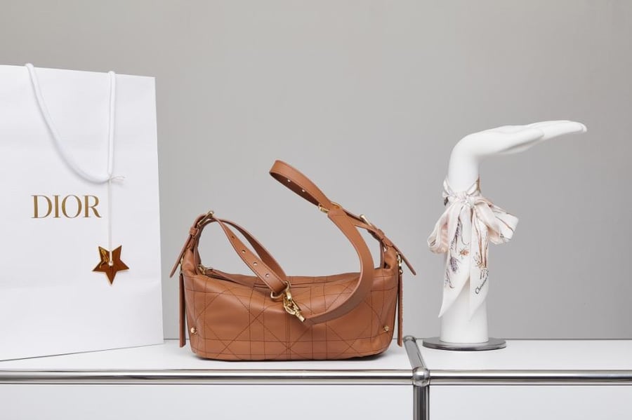 ديور  D-Journey Small