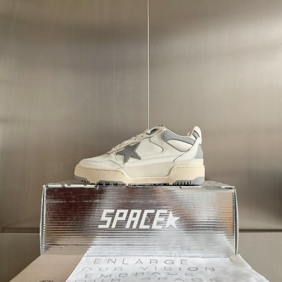 قولدن قوز Sneakers