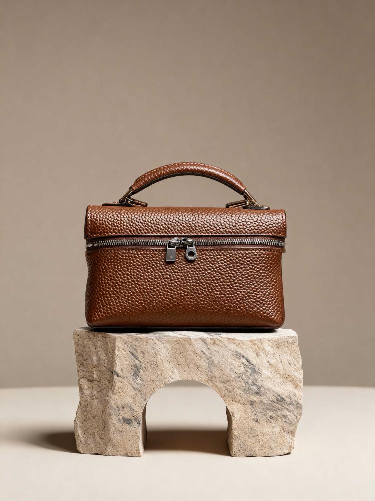 لورو بيانا Extra bag L19