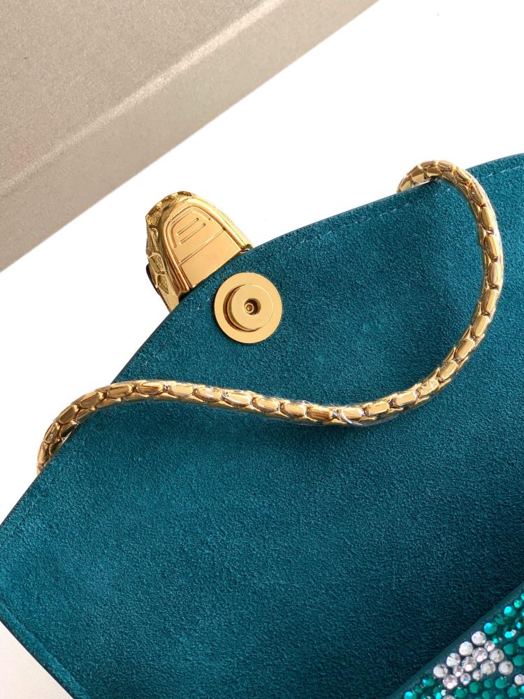 بولقري Serpenti Forever