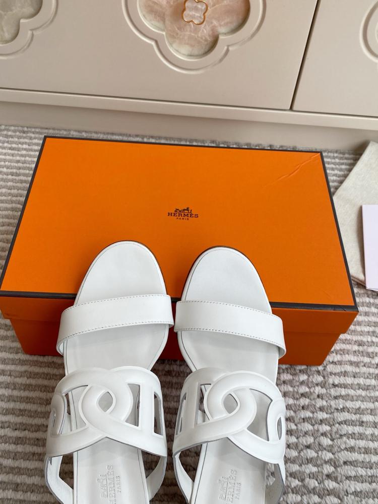 ايرميز Bikini sandal