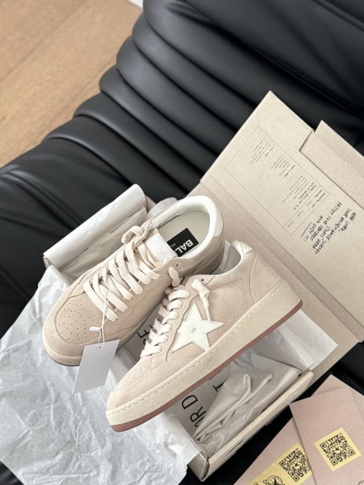قولدن قوز Sneakers