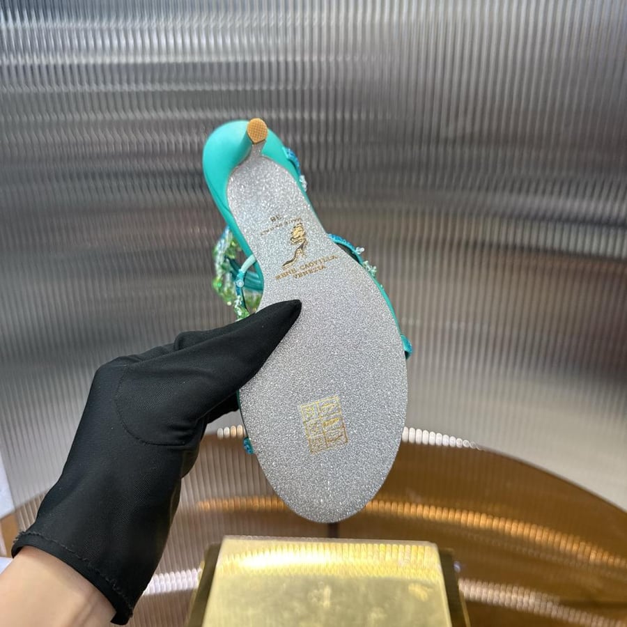 رينيه كوفيلا Heels
