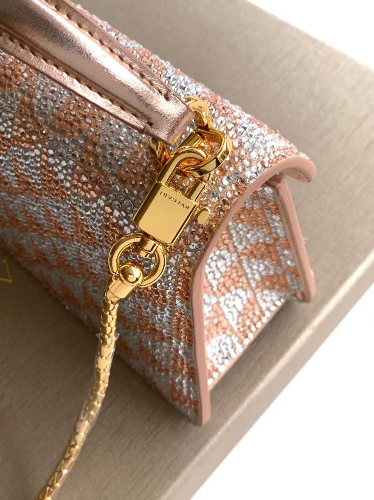 بولقري Serpenti Forever