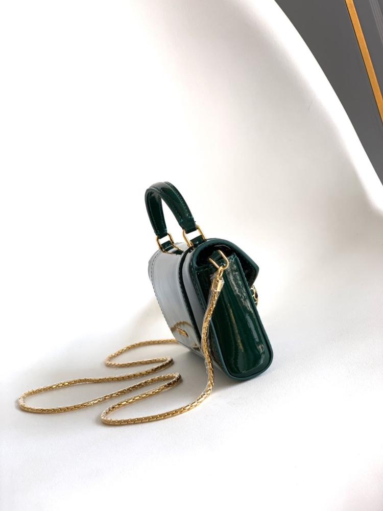 بولقري Serpentine Forever