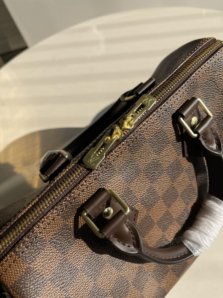 لوي فيتون Speedy 25