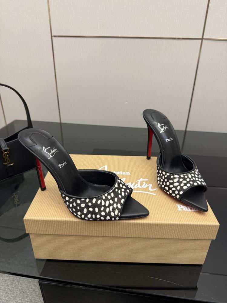 كريستيان لوبتان Miss Z Degrasstrass Mules