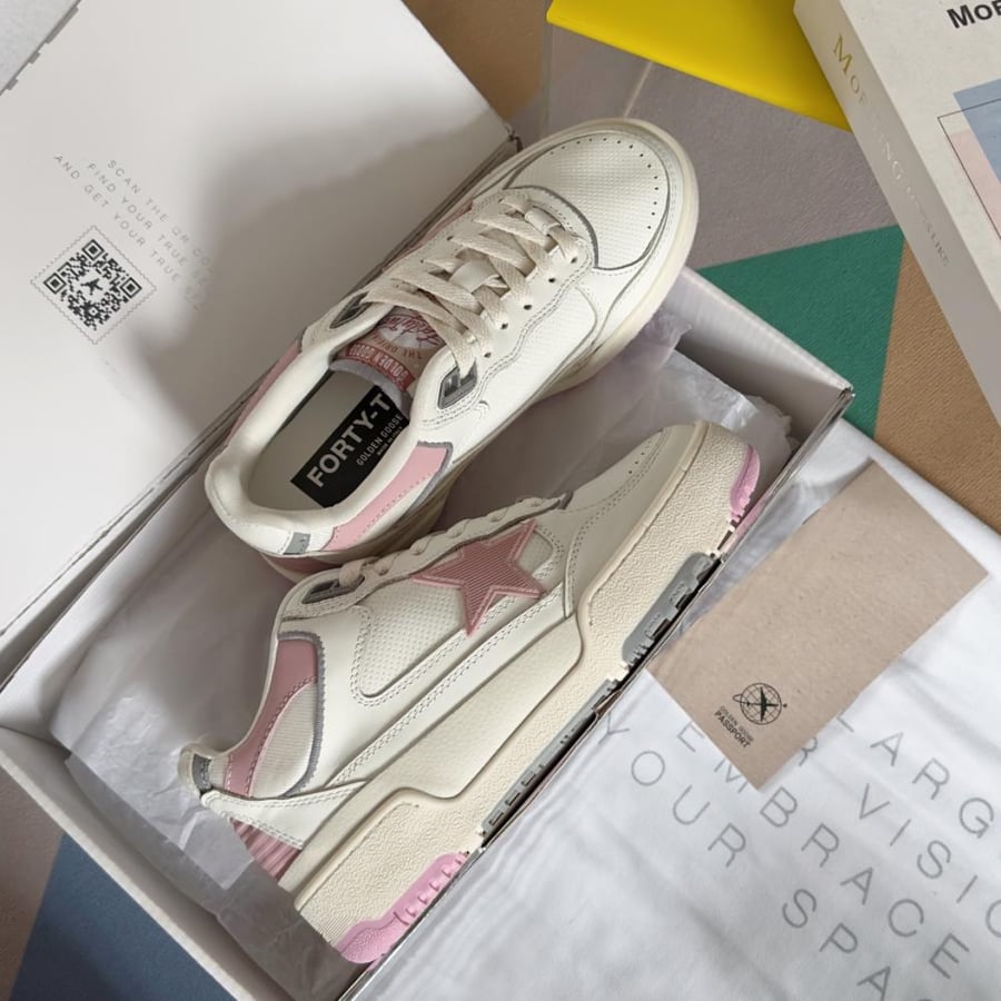 قولدن قوز Sneakers