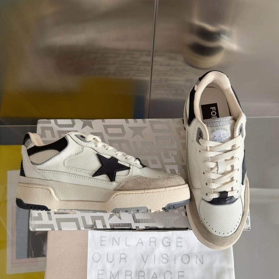 قولدن قوز Sneakers