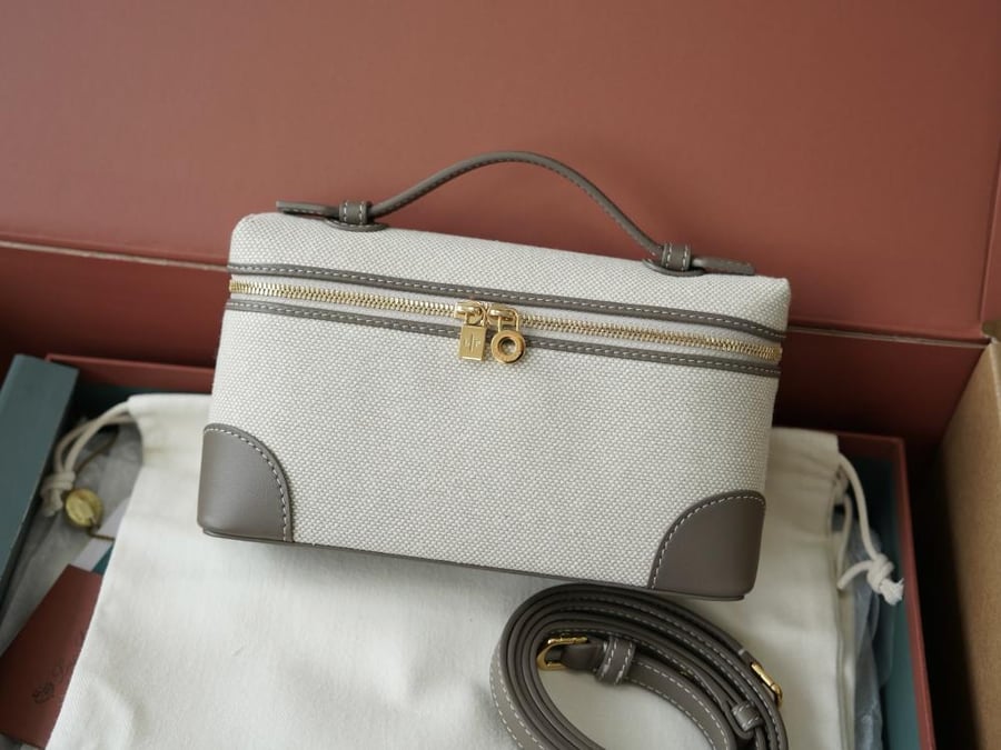 لورو بيانا Extra bag L19