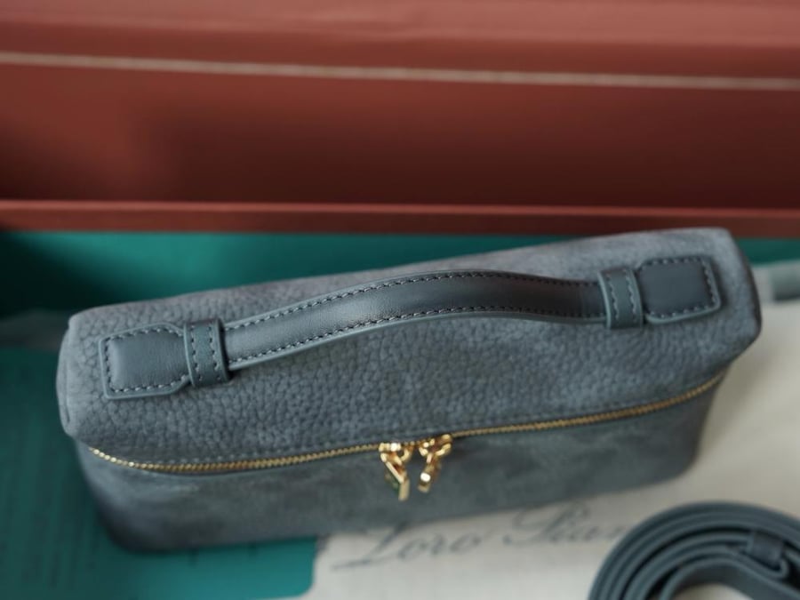 لورو بيانا Extra bag L19