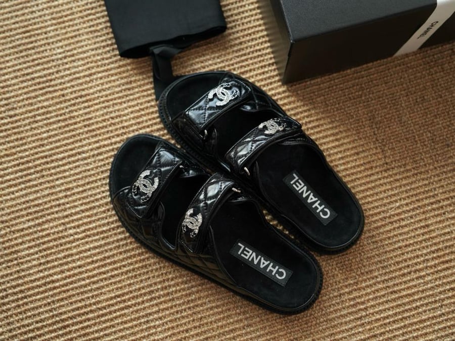 شانيل Sandal