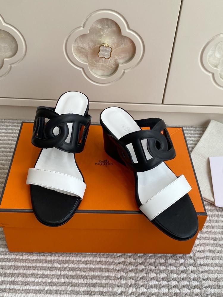 ايرميز Bikini sandal