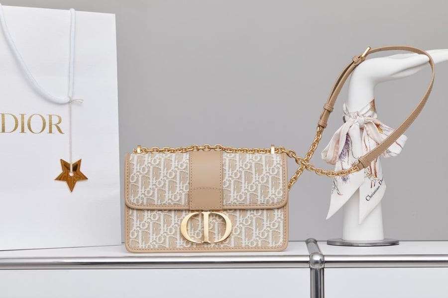ديور  Montaigne  D25cm