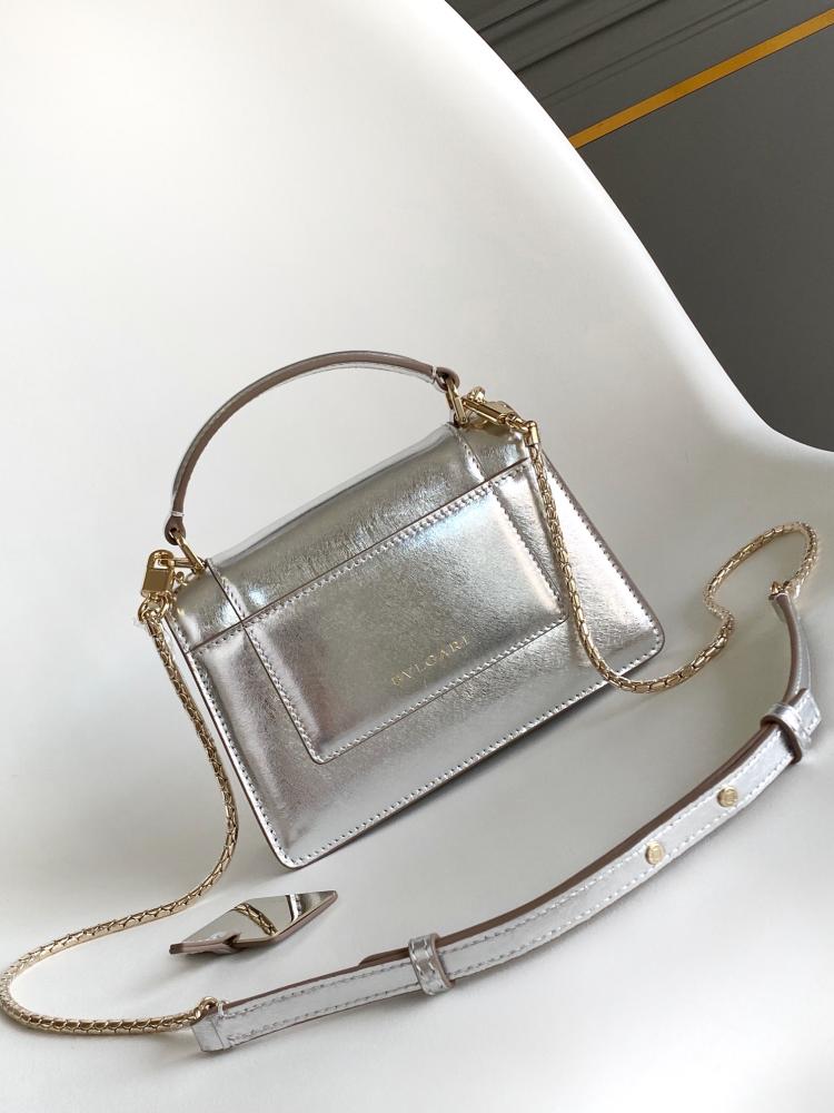 بولقري Serpenti Forever
