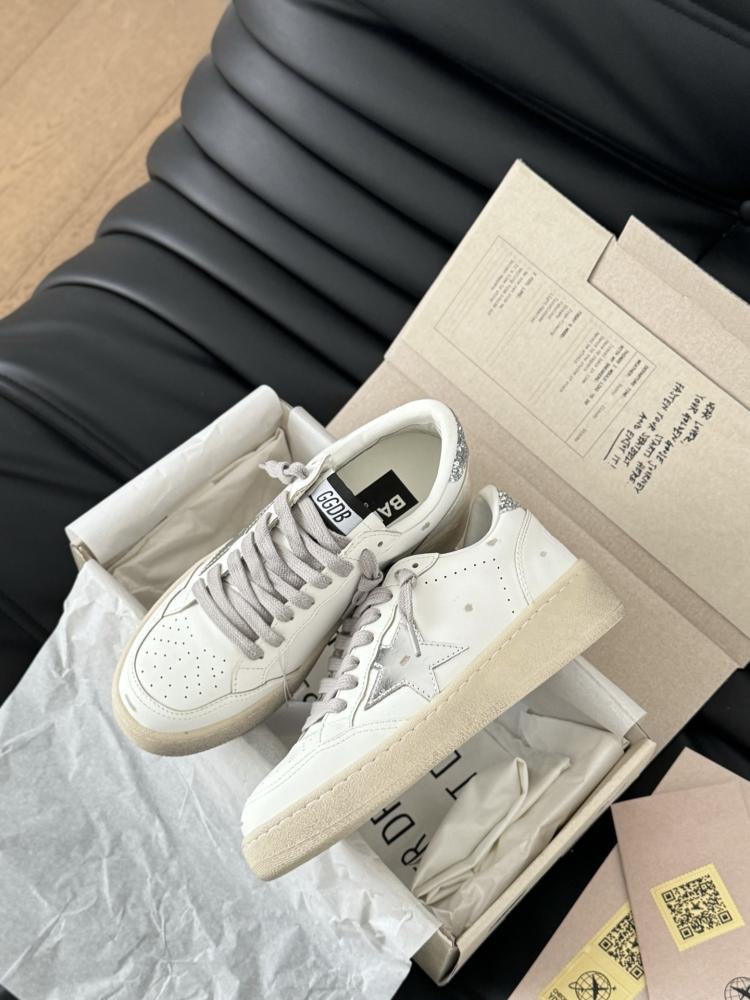 قولدن قوز Sneakers