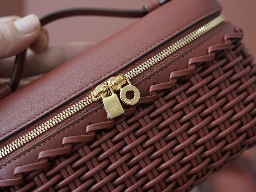 لورو بيانا Extra bag L19