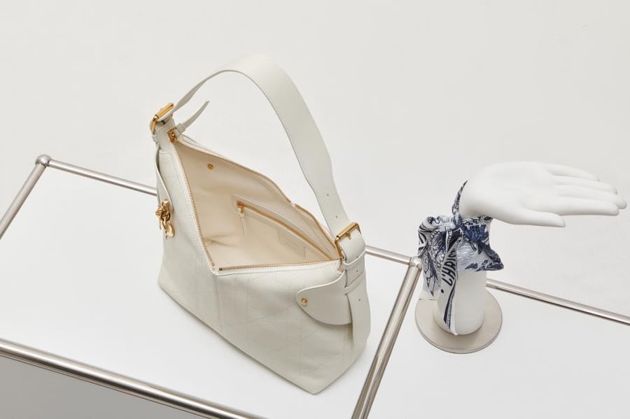 ديور Voyage Medium
