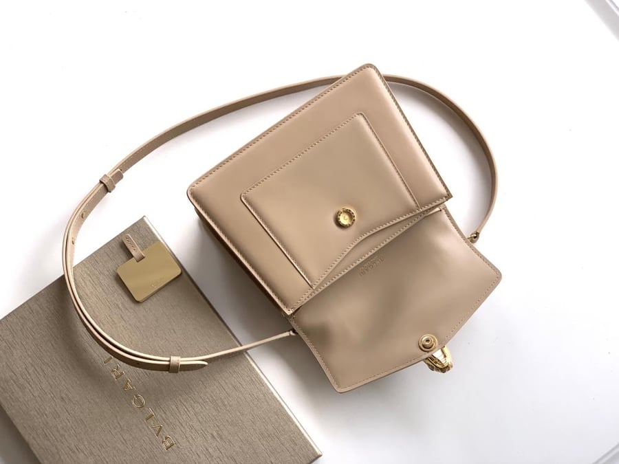 بولقري Serpenti Forever