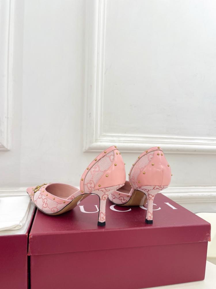 قوتشي Savoy pump
