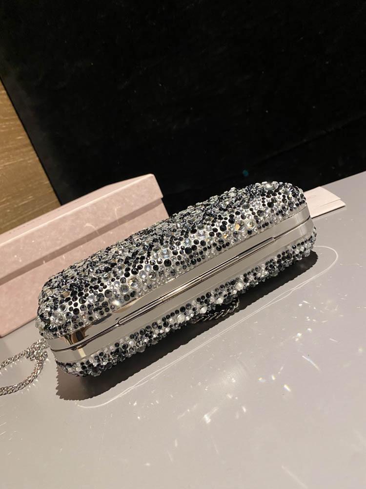 جيمي شو Cloud Clutch