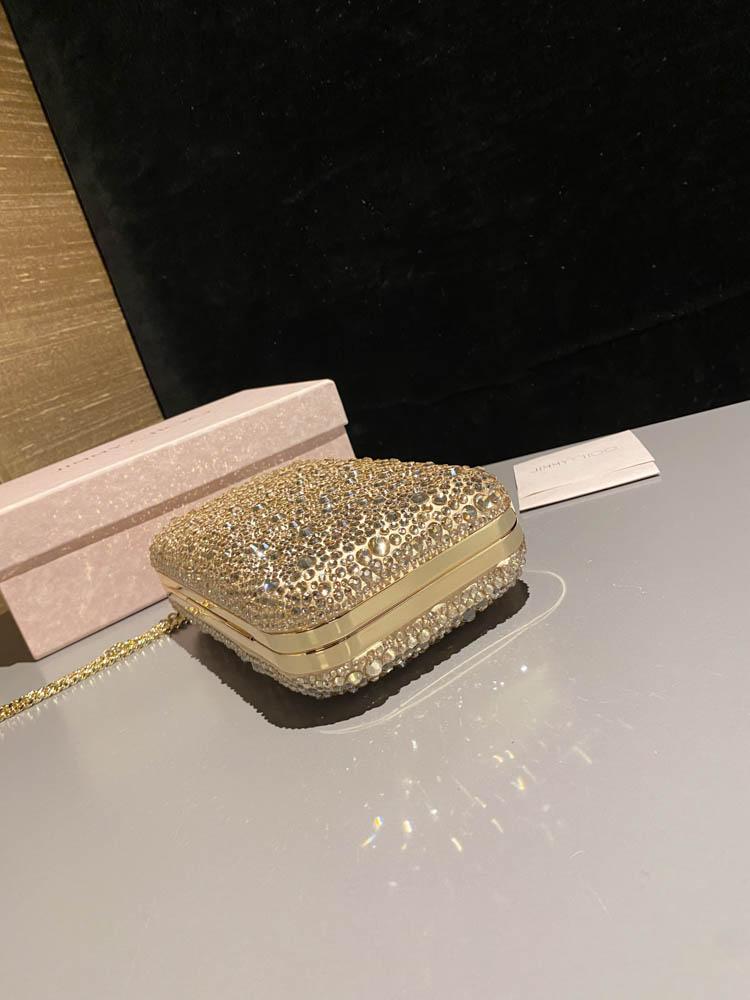 جيمي شو Cloud Clutch