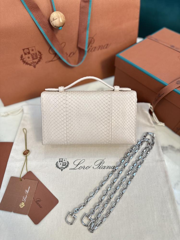 لورو بيانا Extra bag L19
