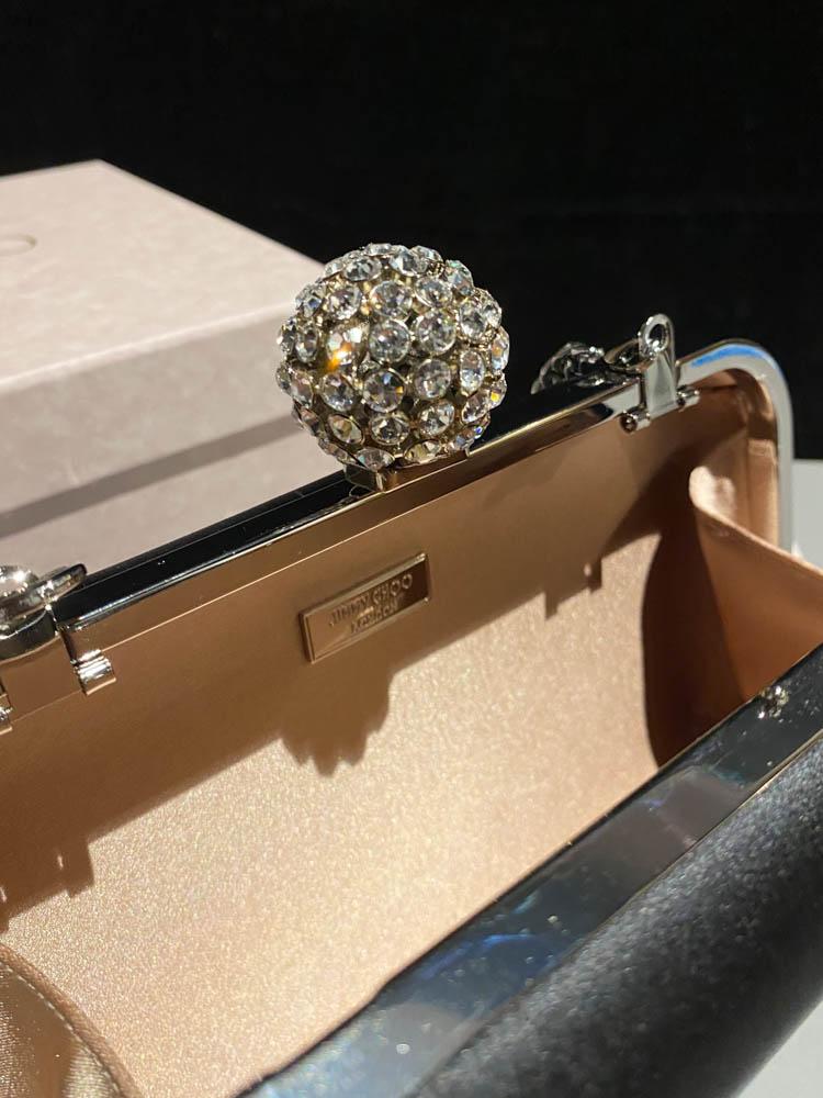 جيمي شو Cloud Clutch