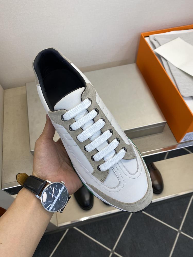 ايرميز sneakers