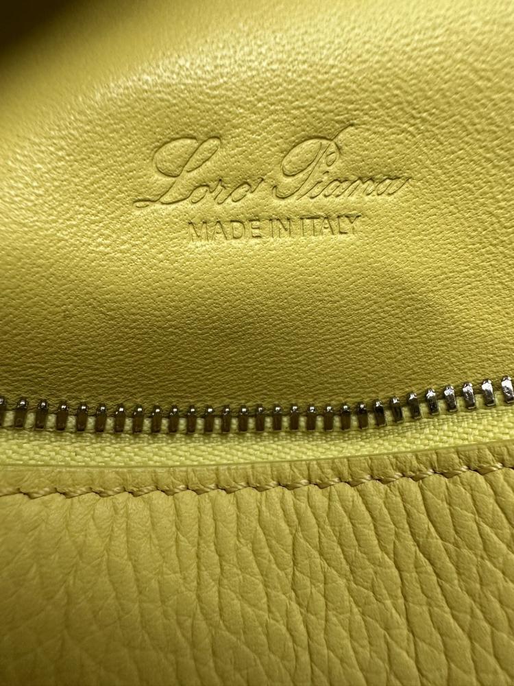 لورو بيانا Extra bag L19