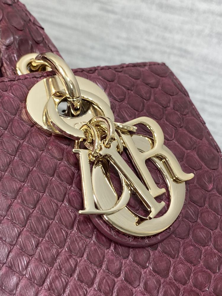 ديور سمول D-joy